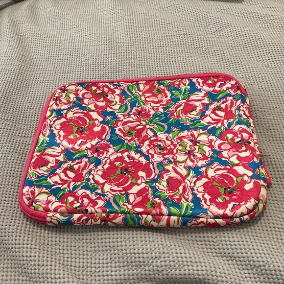 Lilly Pulitzer IPad Cover - Picture 2 of 4